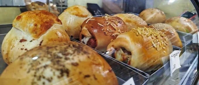 Produtos e ambiente da Panificadora Poti